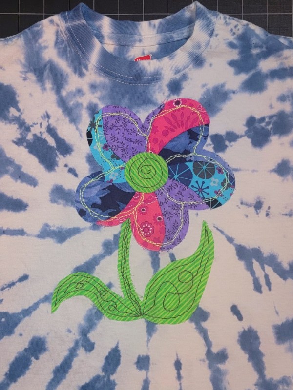 Frizzy Flower Appliqué Pattern for Kid’s&nbsp;Shirt